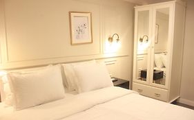 Lev Or Aparthotel